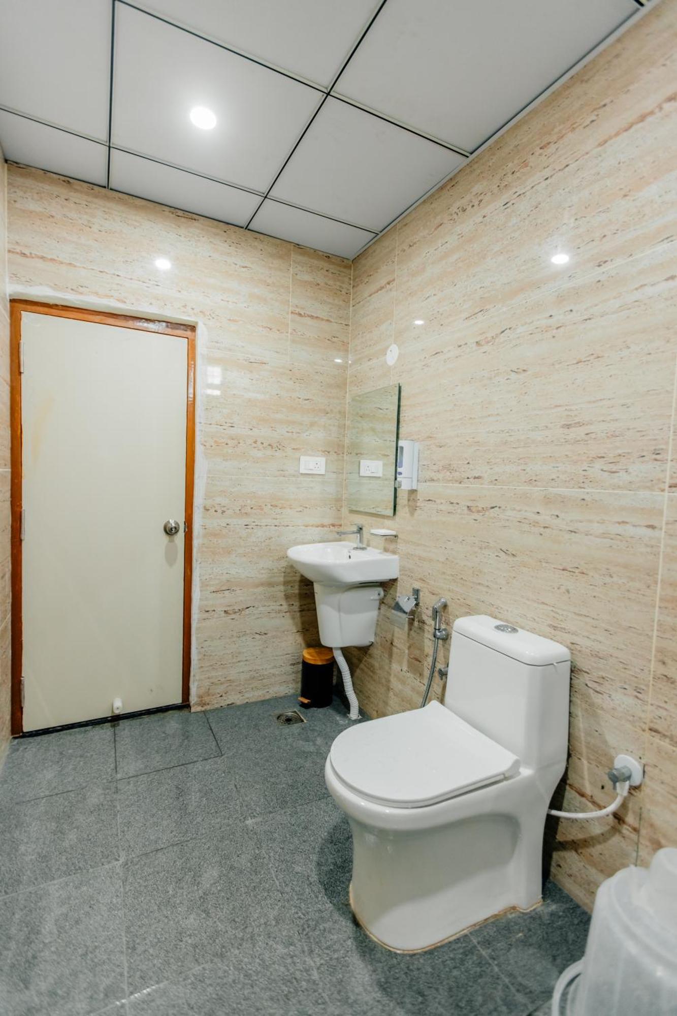 No 7 Vista Hotel Bangalore Ngoại thất bức ảnh