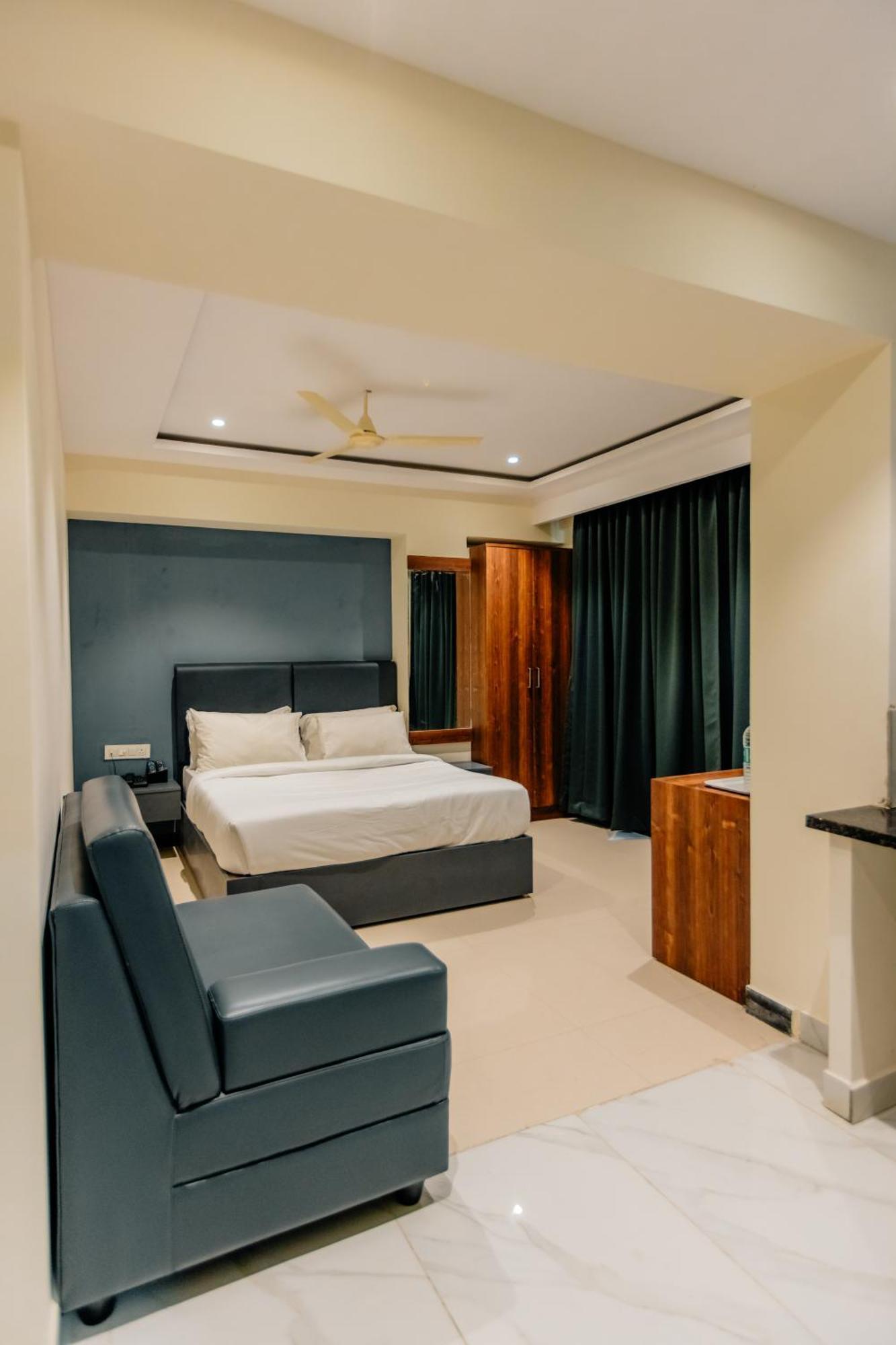 No 7 Vista Hotel Bangalore Ngoại thất bức ảnh